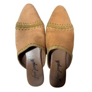 Free People Tan San Marino‎ Suede Pointed Toe Mules Slip On Women Size 39 / 8.5